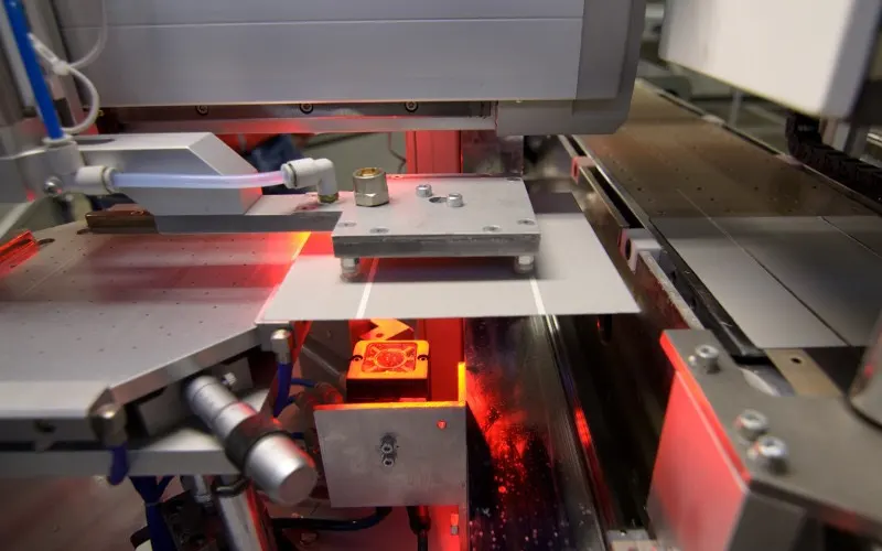 Photovoltaic Cell Stringing Machines-